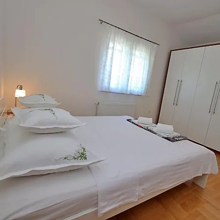 Bili Dvori By Interhome Casa de Férias Trilj