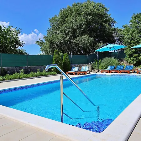 Bili Dvori By Interhome Trilj
