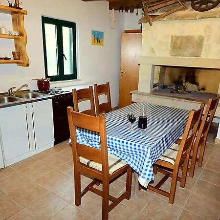 Casa de Férias Bili Dvori By Interhome *